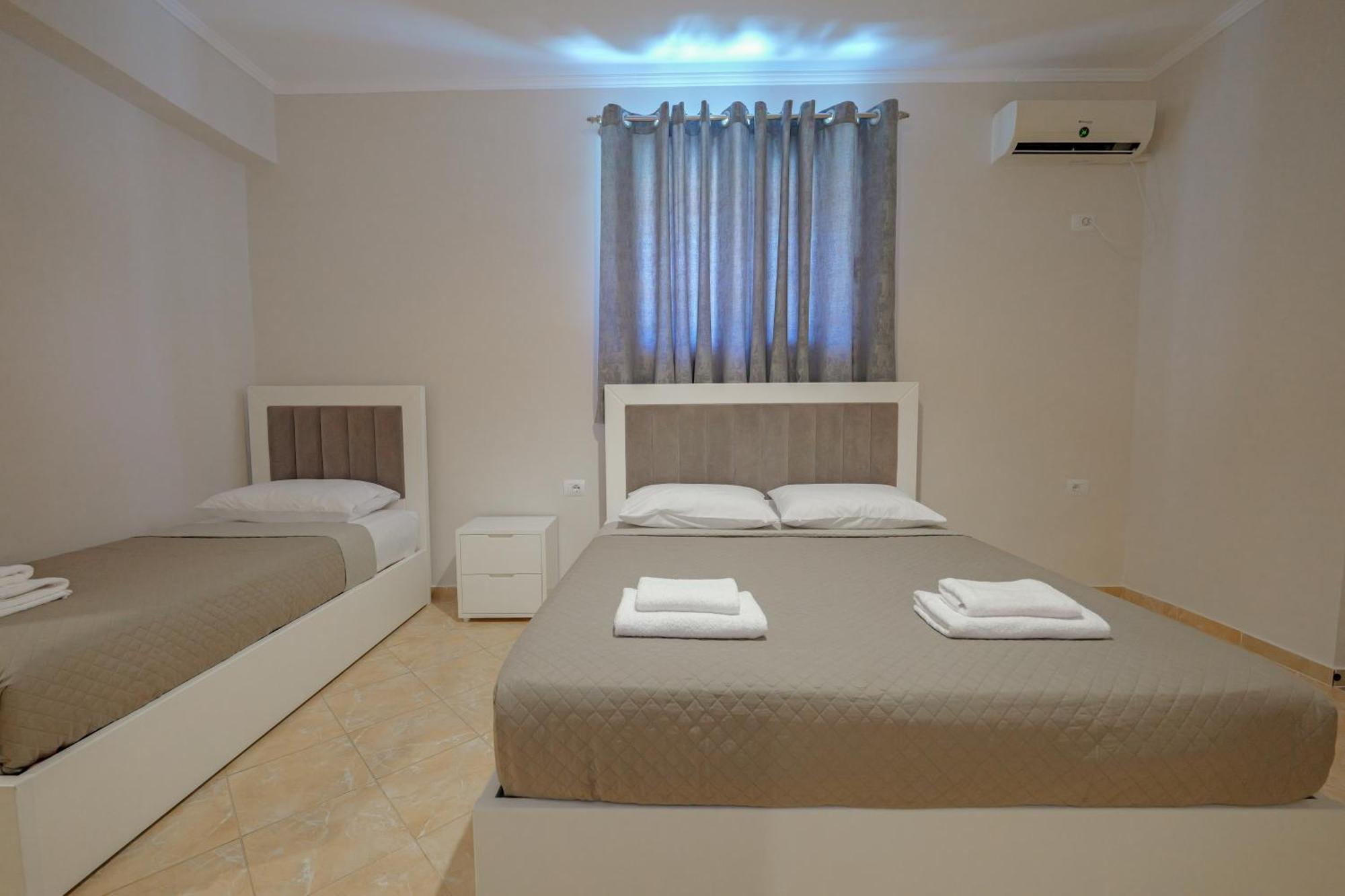 Hotel Deja Vu Ksamil Room photo